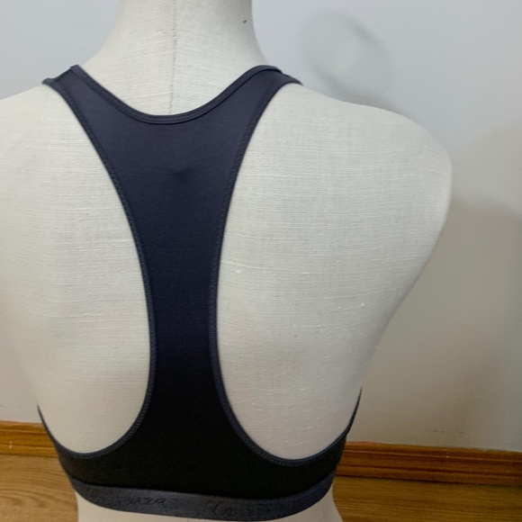 La Senza Sports bra - Picture 2 of 3